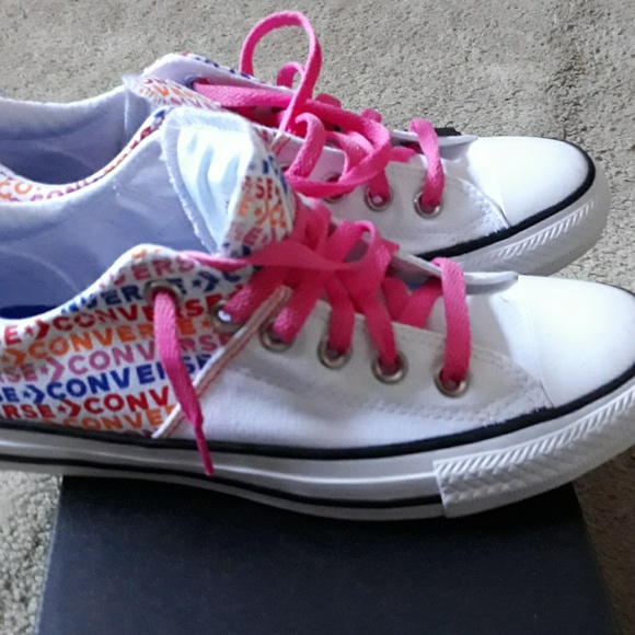 Converse Lady's Sneakers - Picture 7 of 8